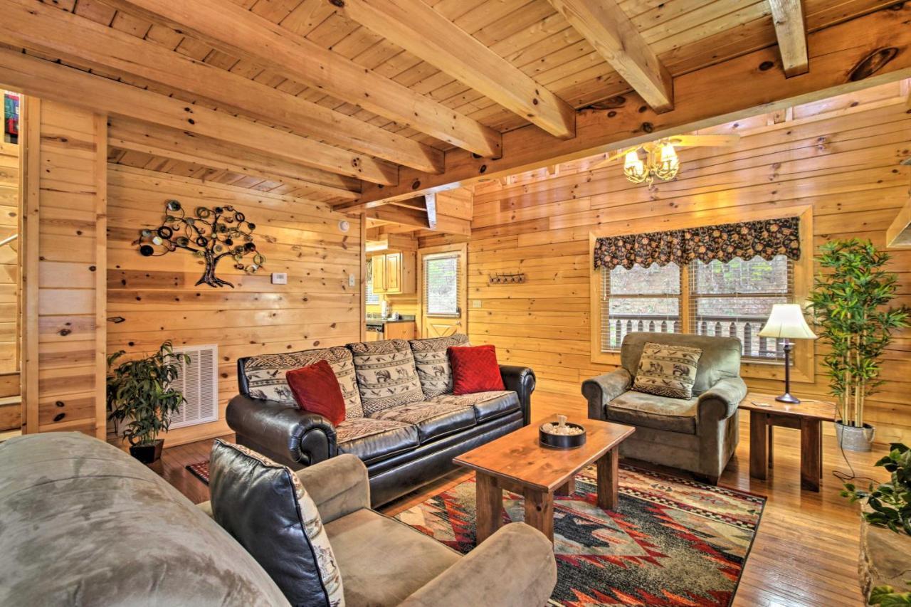 Cabin With Hot Tub About 2 Mi To Island In Pigeon Forge! Esterno foto