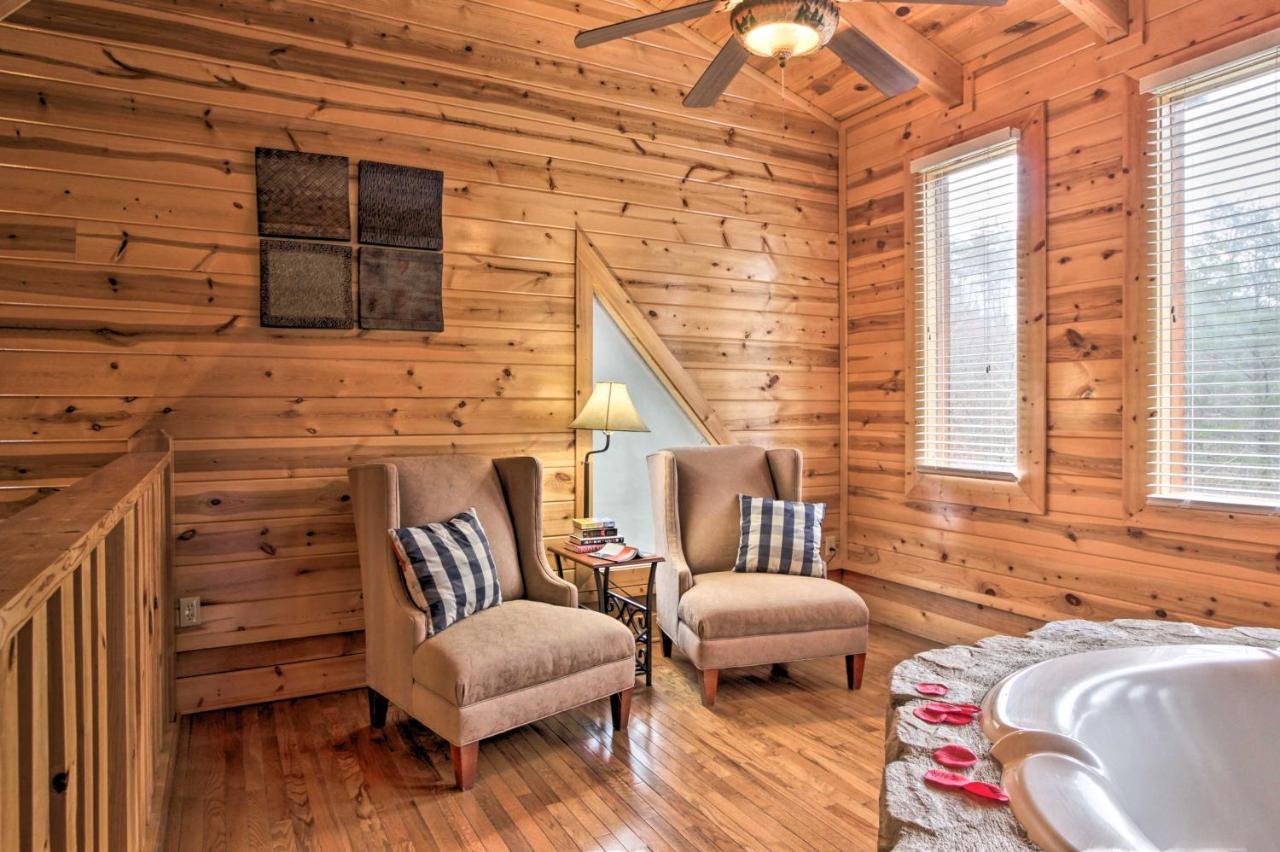 Cabin With Hot Tub About 2 Mi To Island In Pigeon Forge! Esterno foto